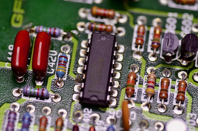 Maintenance of Steady Current in a Circuit-Capacitors